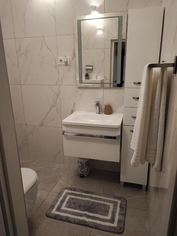 Apartment Eda Pula Dış mekan fotoğraf